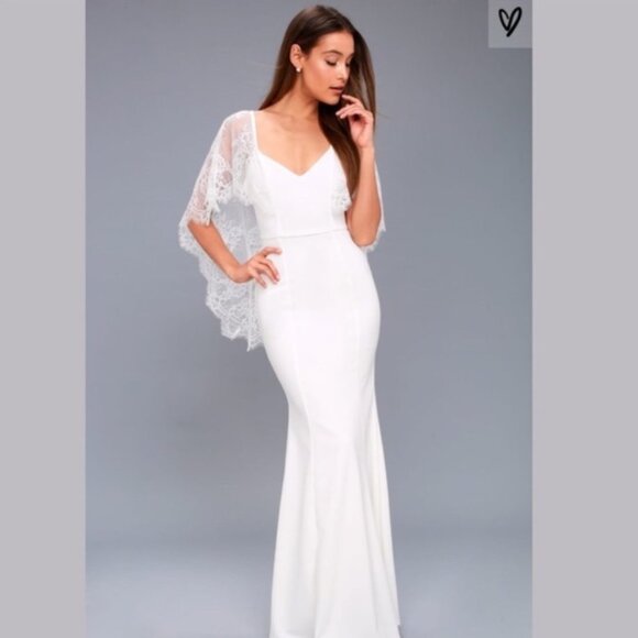 Lulus Dresses & Skirts - Lulus White Lace Overlay Bridal Gown With V-Back & Flutter Sleeves